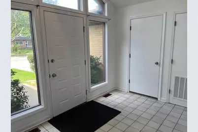 8713 Drake Avenue, Skokie, IL 60076 - Photo 2