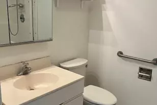 8713 Drake Ave, Skokie, IL 60076 - Photo 14