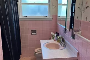 8713 Drake Ave, Skokie, IL 60076 - Photo 12