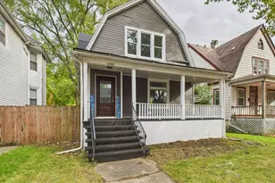 12039 S Yale Ave, Chicago, IL 60628 - Photo 2