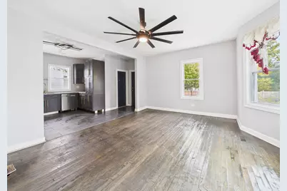 12039 S Yale Avenue, Chicago, IL 60628 - Photo 6