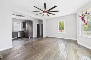 12039 S Yale Ave, Chicago, IL 60628 - Photo 6