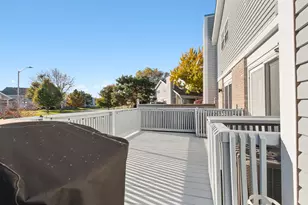 7024 Olde Gatehouse Rd, Tinley Park, IL 60477 - Photo 24