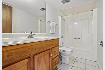 5835 Doe Circle #8, Westmont, IL 60559 - Photo 28