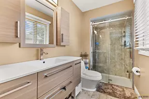 [Address not provided], Downers Grove, IL 60515 - Photo 24