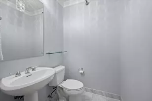 55 E Erie St, Chicago, IL 60611 - Photo 30