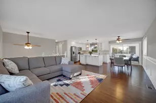 2S111 Churchill Ln, Glen Ellyn, IL 60137 - Photo 18