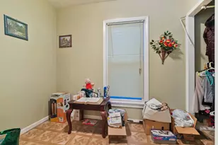 639 W 48th St, Chicago, IL 60609 - Photo 4