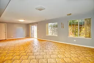 1731 Redwood Ln, McHenry, IL 60050 - Photo 22