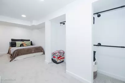 7100 N Sioux Avenue, Chicago, IL 60646 - Photo 40