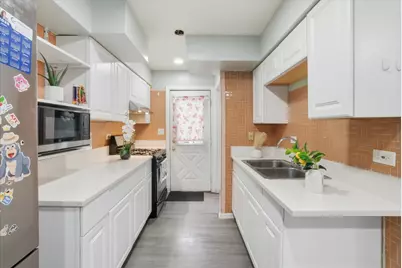 1582 Pennsylvania Avenue, Des Plaines, IL 60018 - Photo 8