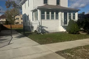 1306 S 6 Th Ave S, Maywood, IL 60153 - Photo 1