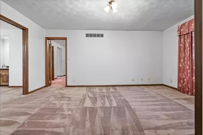 404 Chelsea Drive, Bloomington, IL 61704 - Photo 18