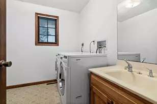 404 Chelsea Dr, Bloomington, IL 61704 - Photo 26