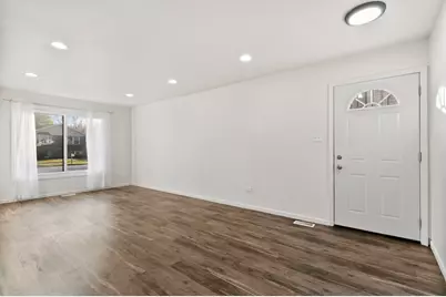 2236 W 157th Place, Markham, IL 60426 - Photo 2
