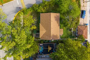 7635 W 65th Pl, Bedford Park, IL 60501 - Photo 14