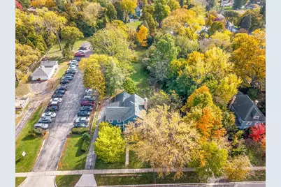 615 Dean Street, Woodstock, IL 60098 - Photo 48