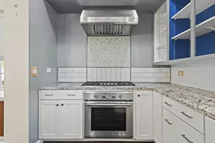 615 Dean St, Woodstock, IL 60098 - Photo 22