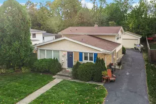 533 Drake St, Libertyville, IL 60048 - Photo 36