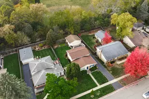 533 Drake St, Libertyville, IL 60048 - Photo 30