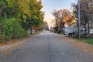 91 Lippincott Rd, Fox Lake, IL 60020 - Photo 34