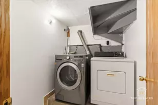 4641 S Trumbull Ave, Chicago, IL 60632 - Photo 30