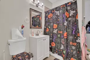 7208 S Eberhart Ave, Chicago, IL 60619 - Photo 12