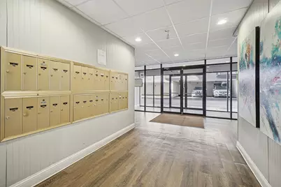 7443 Washington Street #307, Forest Park, IL 60130 - Photo 4