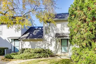 740 Chandler Rd, Gurnee, IL 60031 - Photo 2