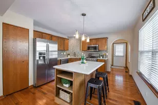 3174 Renard Ln, Saint Charles, IL 60175 - Photo 8