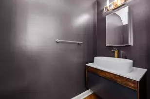 363 W Superior St, Chicago, IL 60654 - Photo 6