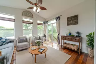 683 Niagara Dr, Volo, IL 60073 - Photo 6