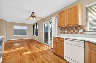 2509 Rosehall Ln, Aurora, IL 60503 - Photo 14