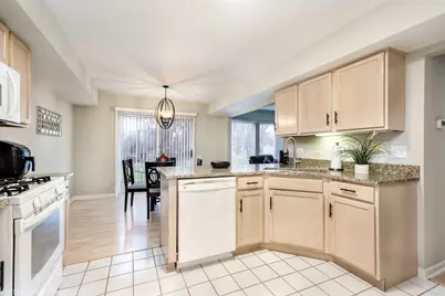 434 Locksley Drive, Streamwood, IL 60107 - Photo 6