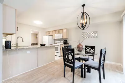 434 Locksley Drive, Streamwood, IL 60107 - Photo 4