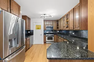 4656 N Narragansett Ave, Harwood Heights, IL 60706 - Photo 6