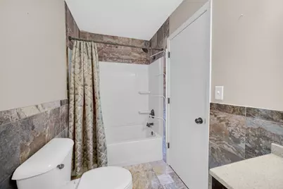 7427 McCurry Road, Roscoe, IL 61073 - Photo 18