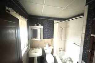 104 Warren St, Calumet City, IL 60409 - Photo 18