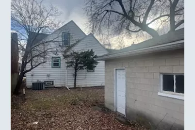 104 Warren Street, Calumet City, IL 60409 - Photo 4