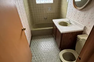 5205 S Linder Ave, Chicago, IL 60638 - Photo 8