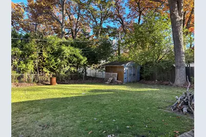 317 N Jackson Street, Waukegan, IL 60085 - Photo 4