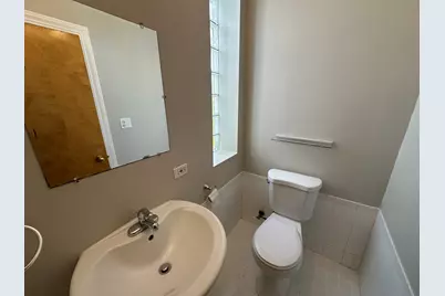 3946 N Cicero Avenue #1, Chicago, IL 60641 - Photo 16