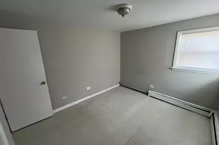 13940 S Edbrooke Ave, Riverdale, IL 60827 - Photo 6