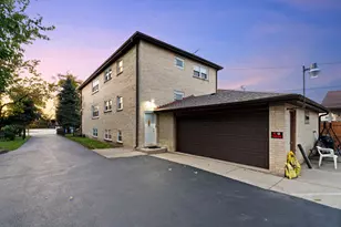 1941 N 19th Ave, Melrose Park, IL 60160 - Photo 18