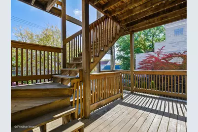 3033 N Racine Avenue #2, Chicago, IL 60657 - Photo 18