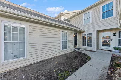36119 N New Bridge Court, Gurnee, IL 60031 - Photo 2