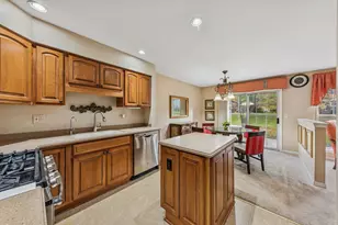 36119 N New Bridge Ct, Gurnee, IL 60031 - Photo 10