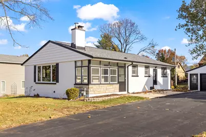 521 Lindley Avenue, Westmont, IL 60559 - Photo 2