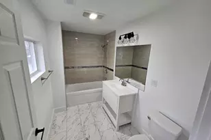 205 W Henry St, Odell, IL 60460 - Photo 28