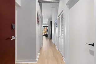 740 W Fulton St, Chicago, IL 60661 - Photo 26